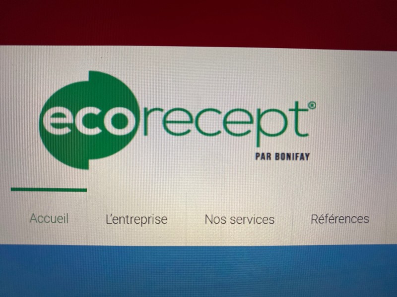 Entreprise pour location de bennes à mettre en place pour mon chantier à six fours les plages